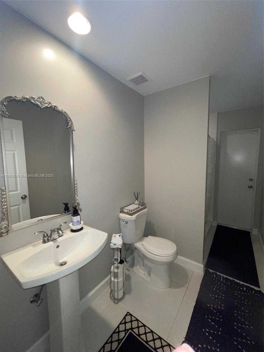 Small Image of 20605 SOUTH WEST 319TH ST, Homestead Number 31