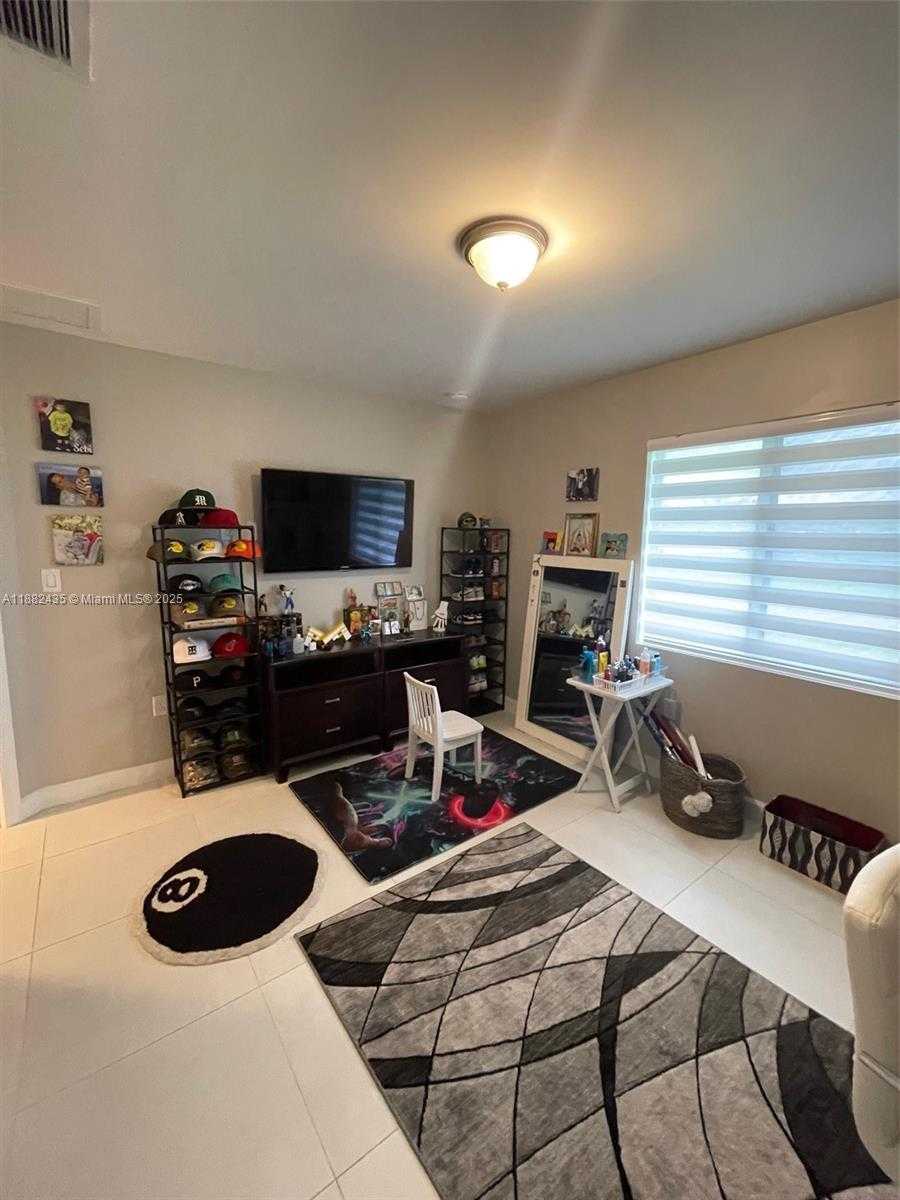 Small Image of 20605 SOUTH WEST 319TH ST, Homestead Number 40