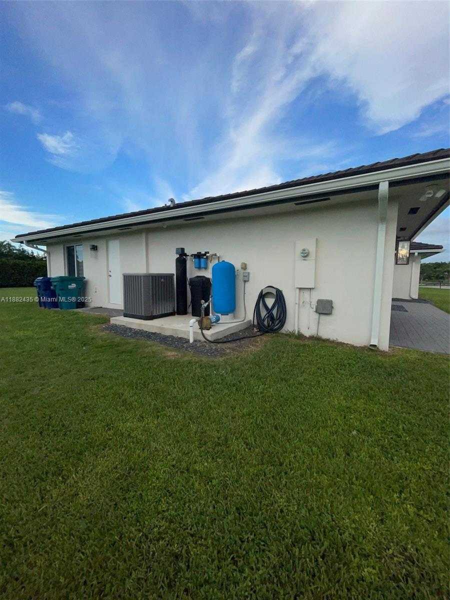 Small Image of 20605 SOUTH WEST 319TH ST, Homestead Number 46