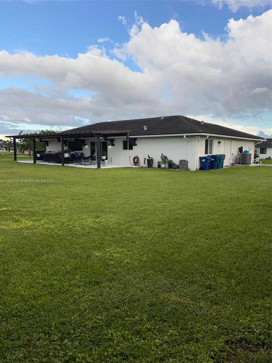 Small Image of 20605 SOUTH WEST 319TH ST, Homestead Number 53