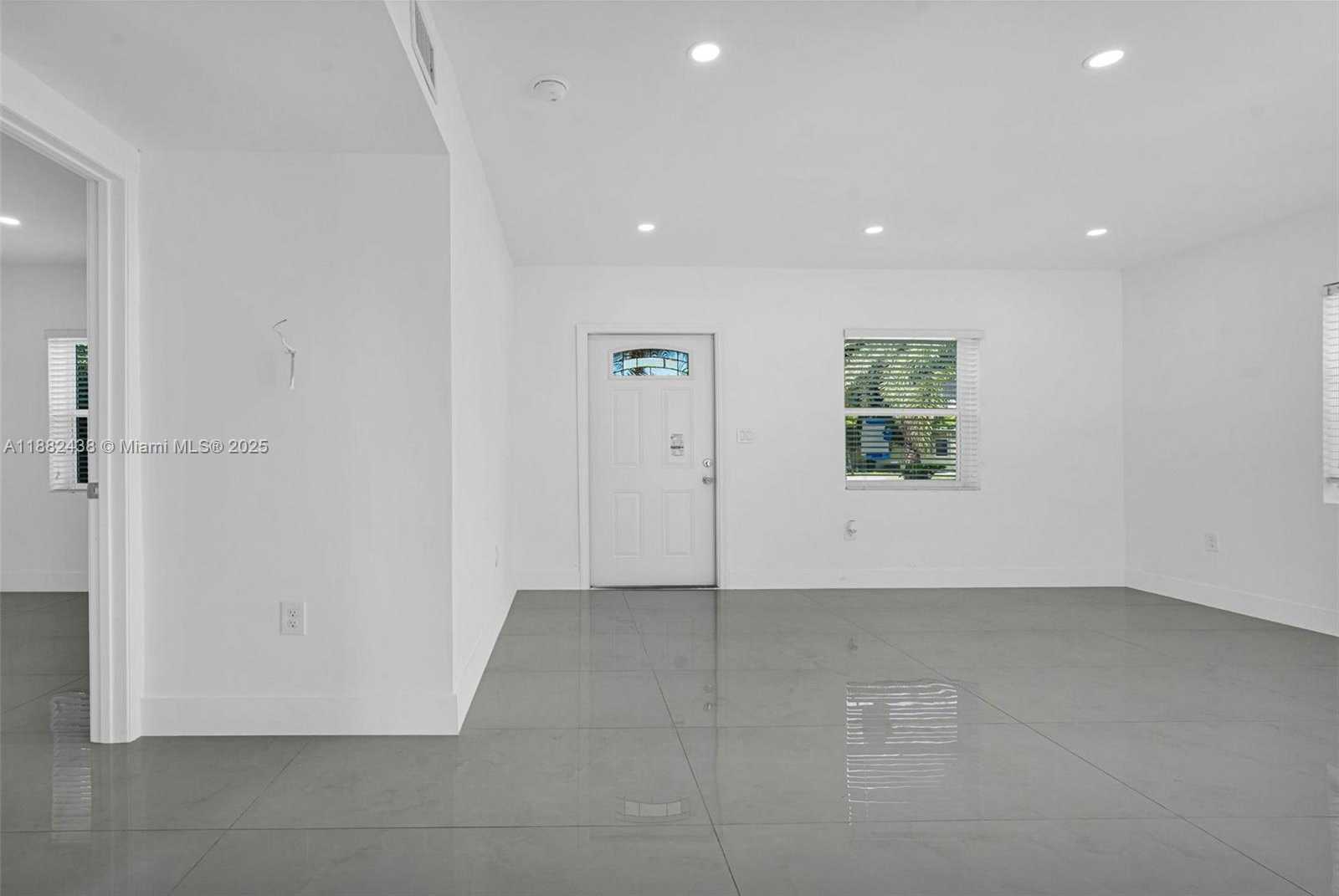 Small Image of 15955 NORTH WEST 21ST AVE, Miami Gardens Number 17