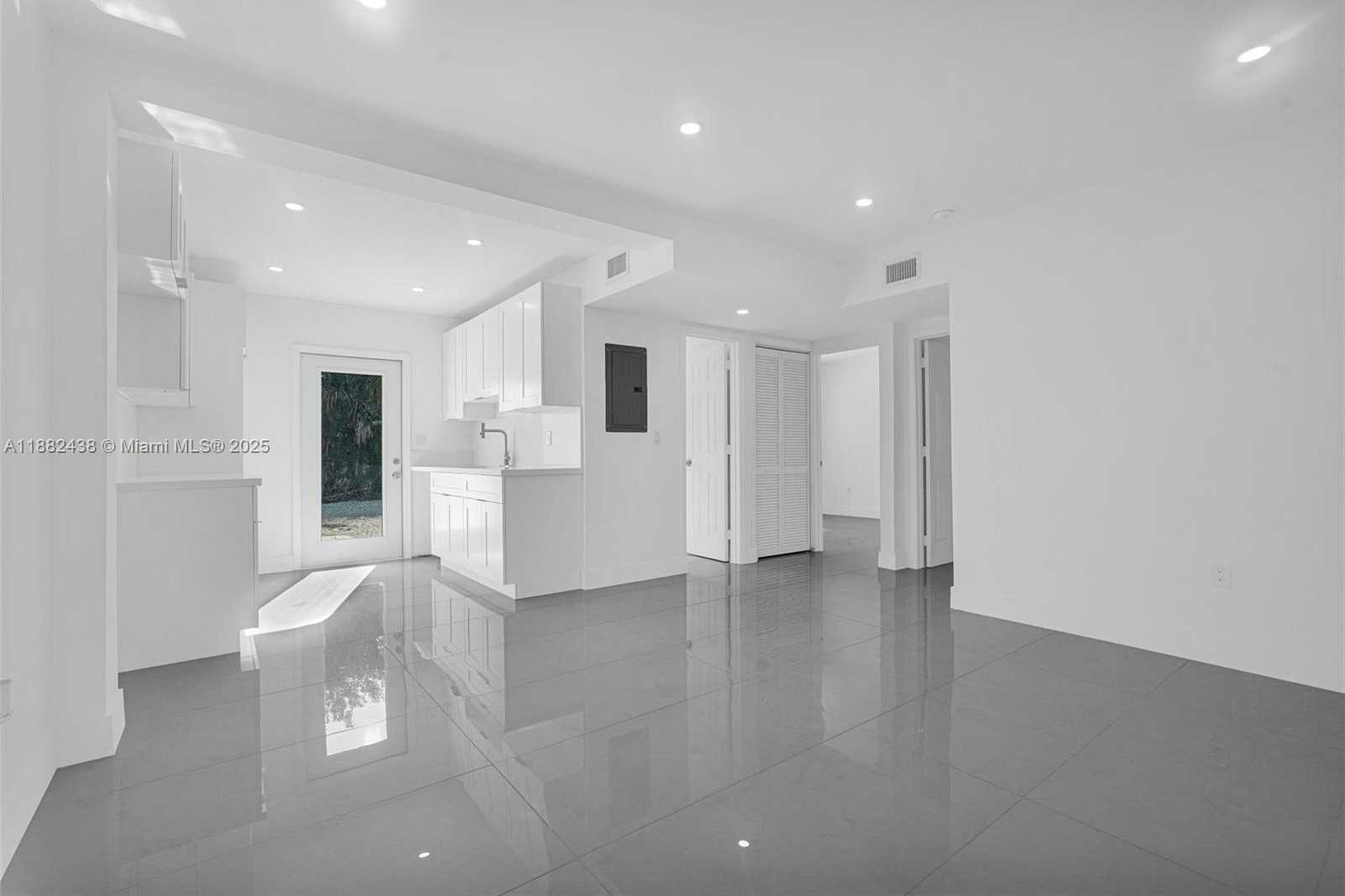 Small Image of 15955 NORTH WEST 21ST AVE, Miami Gardens Number 25