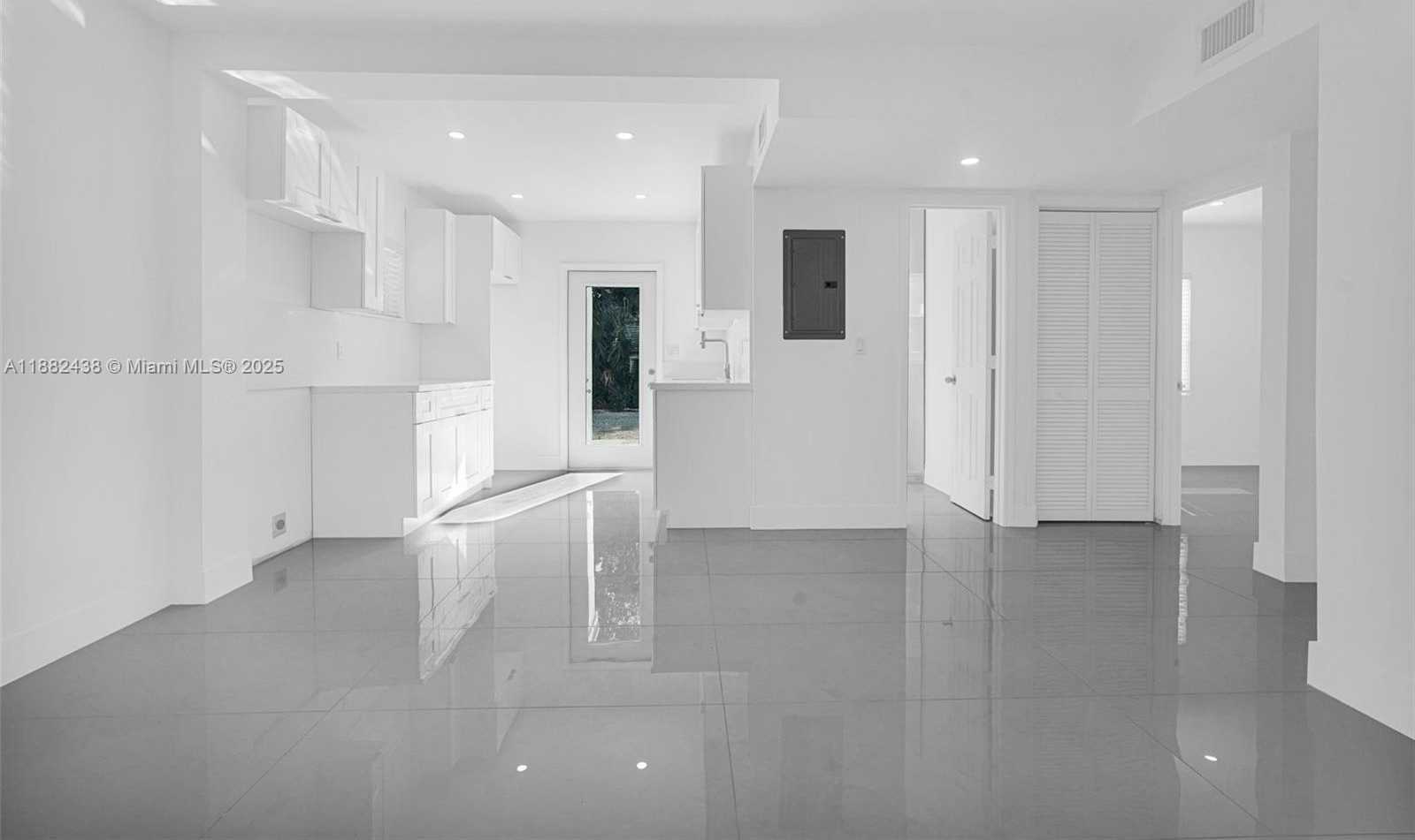 Small Image of 15955 NORTH WEST 21ST AVE, Miami Gardens Number 26