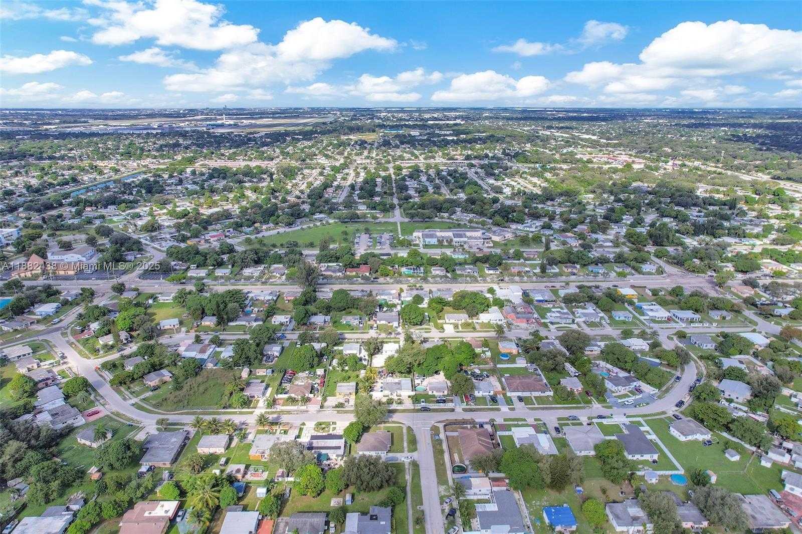 Small Image of 15955 NORTH WEST 21ST AVE, Miami Gardens Number 46