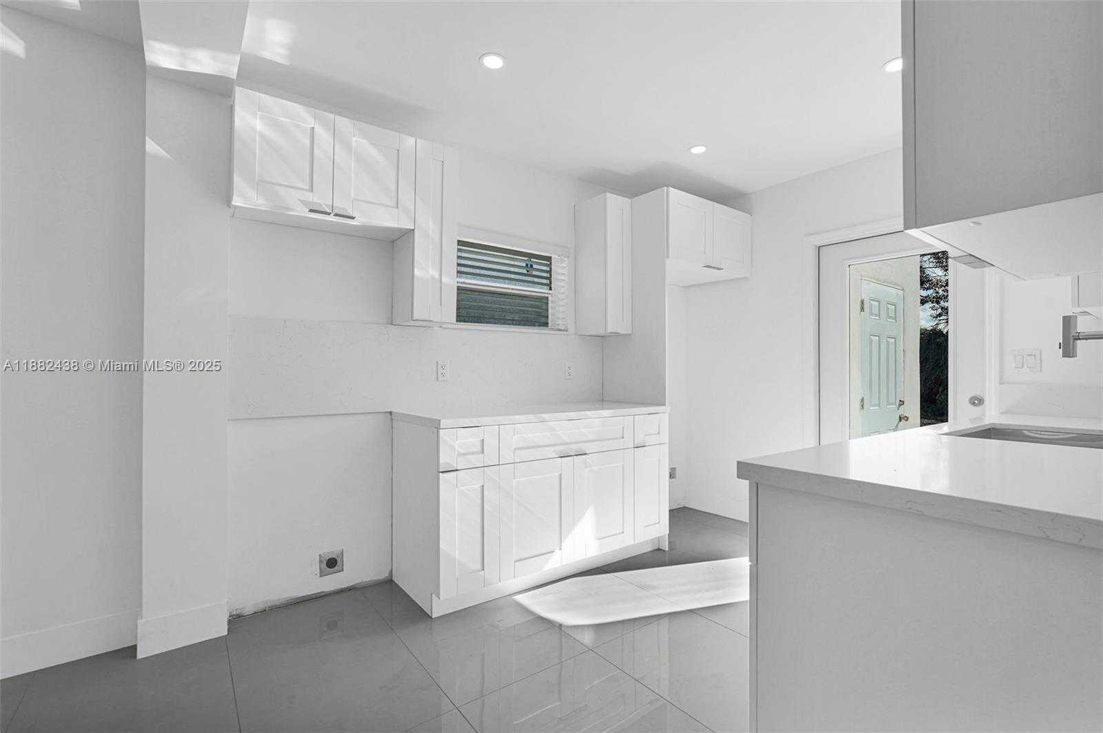 Small Image of 15955 NORTH WEST 21ST AVE, Miami Gardens Number 6