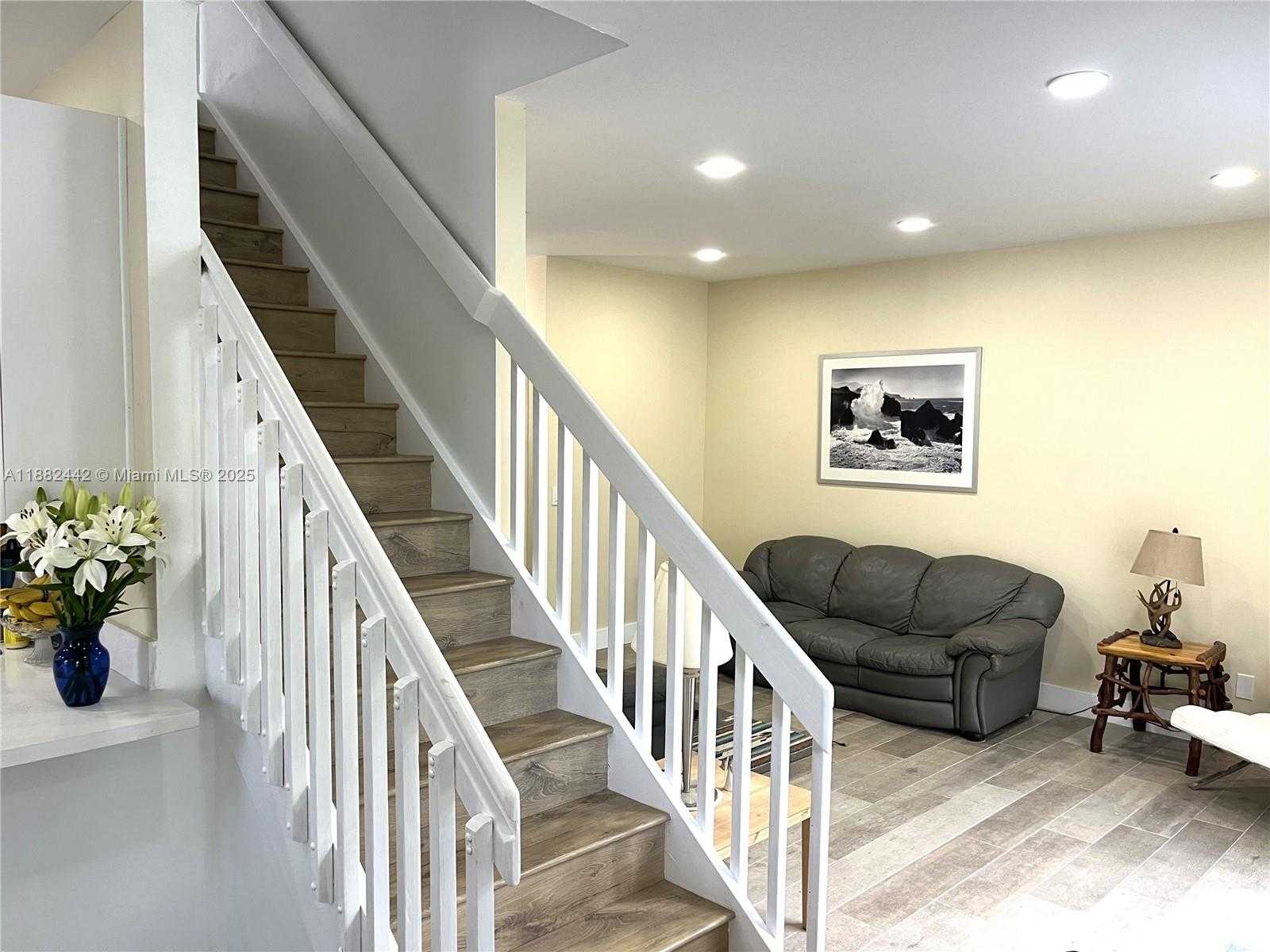 Small Image of 17731 SOUTH WEST 23RD ST, Miramar Number 31