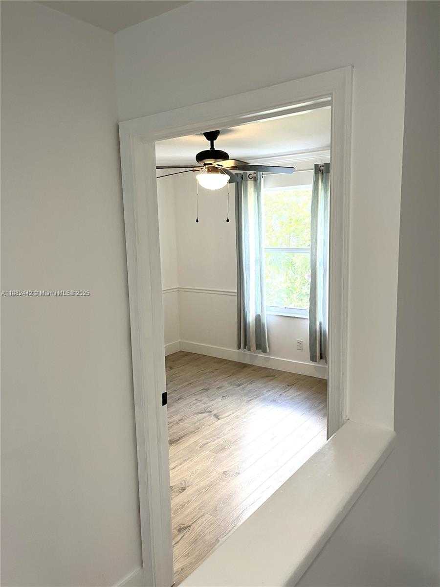 Small Image of 17731 SOUTH WEST 23RD ST, Miramar Number 35