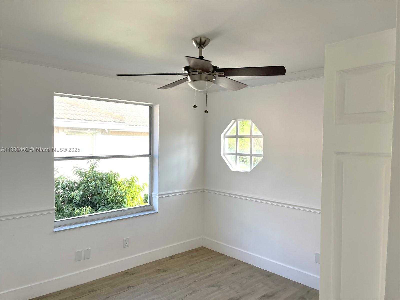 Small Image of 17731 SOUTH WEST 23RD ST, Miramar Number 38