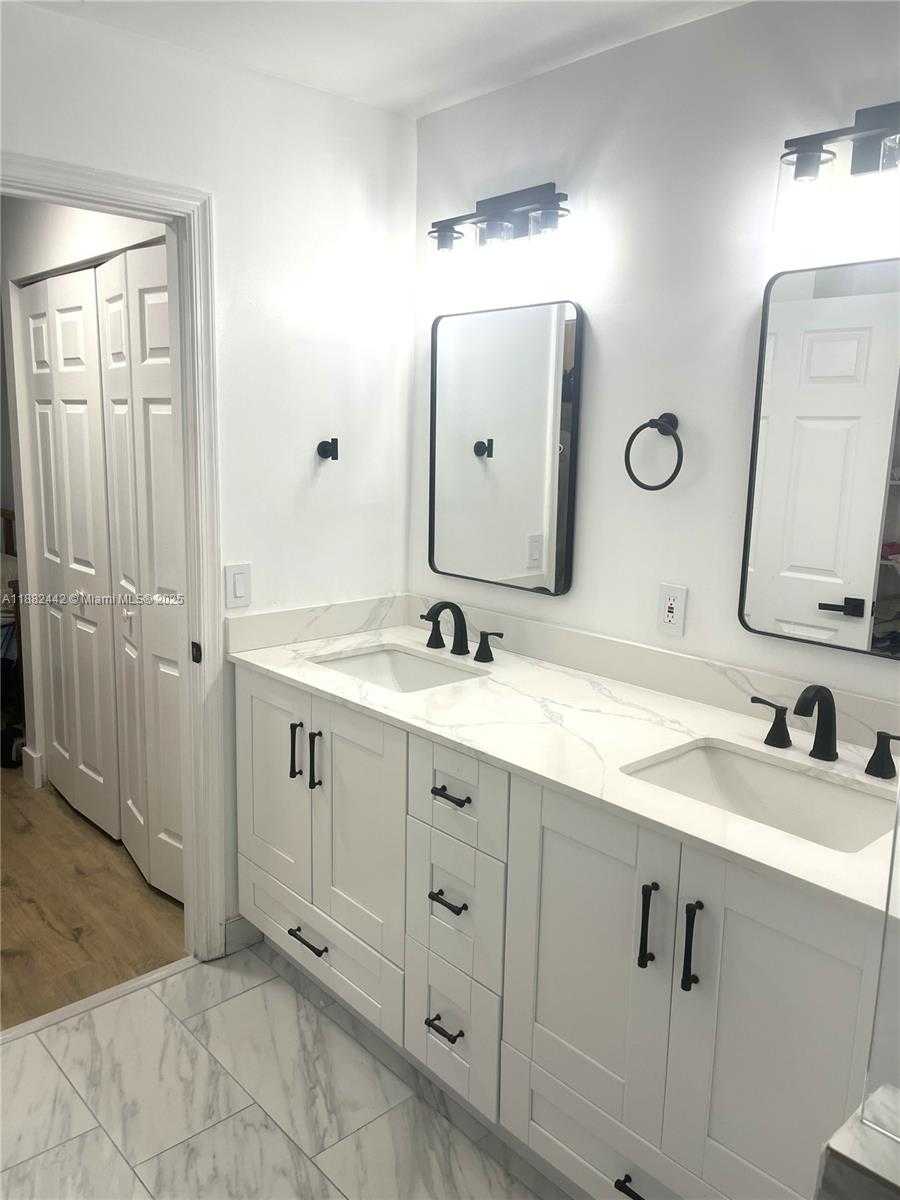 Small Image of 17731 SOUTH WEST 23RD ST, Miramar Number 42