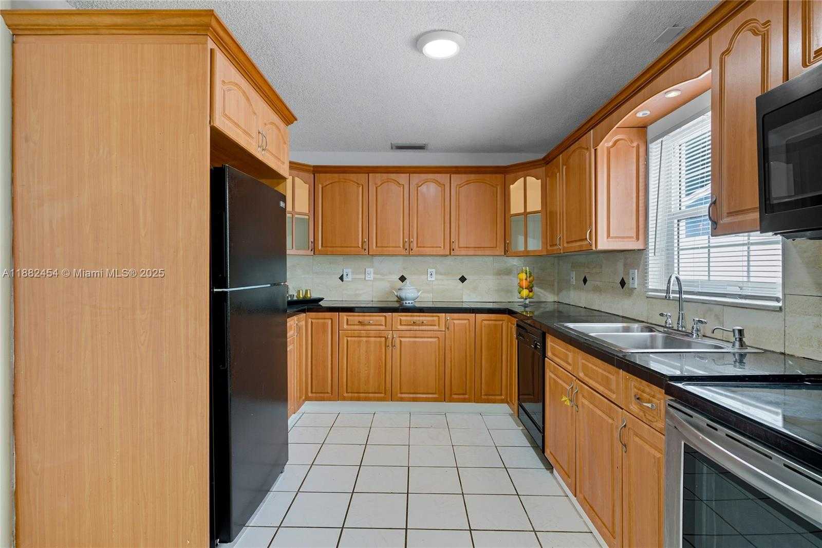 Small Image of 3024 NORTH 73RD TER, Hollywood Number 11