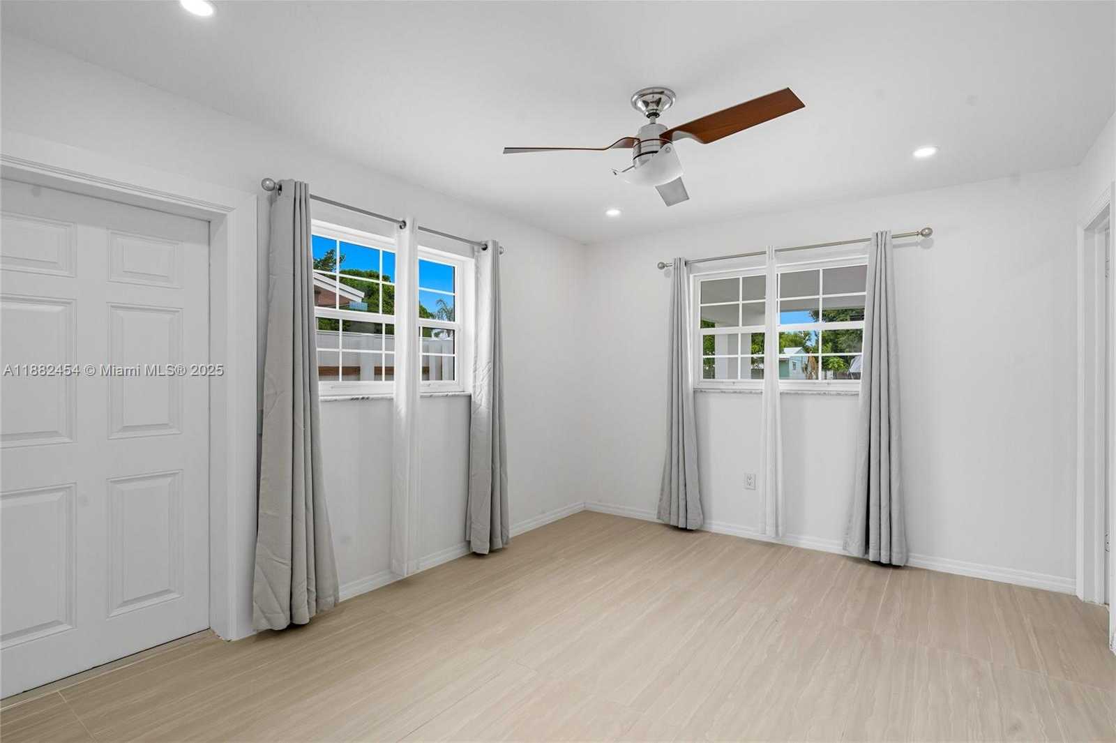 Small Image of 3024 NORTH 73RD TER, Hollywood Number 18