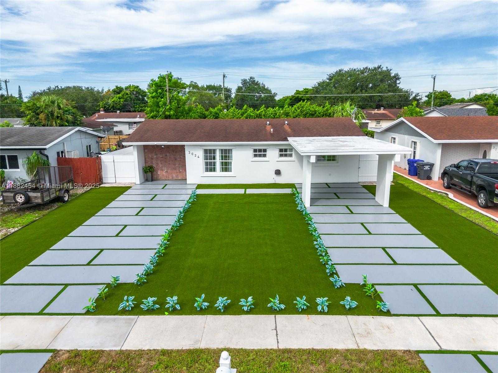Small Image of 3024 NORTH 73RD TER, Hollywood Number 2
