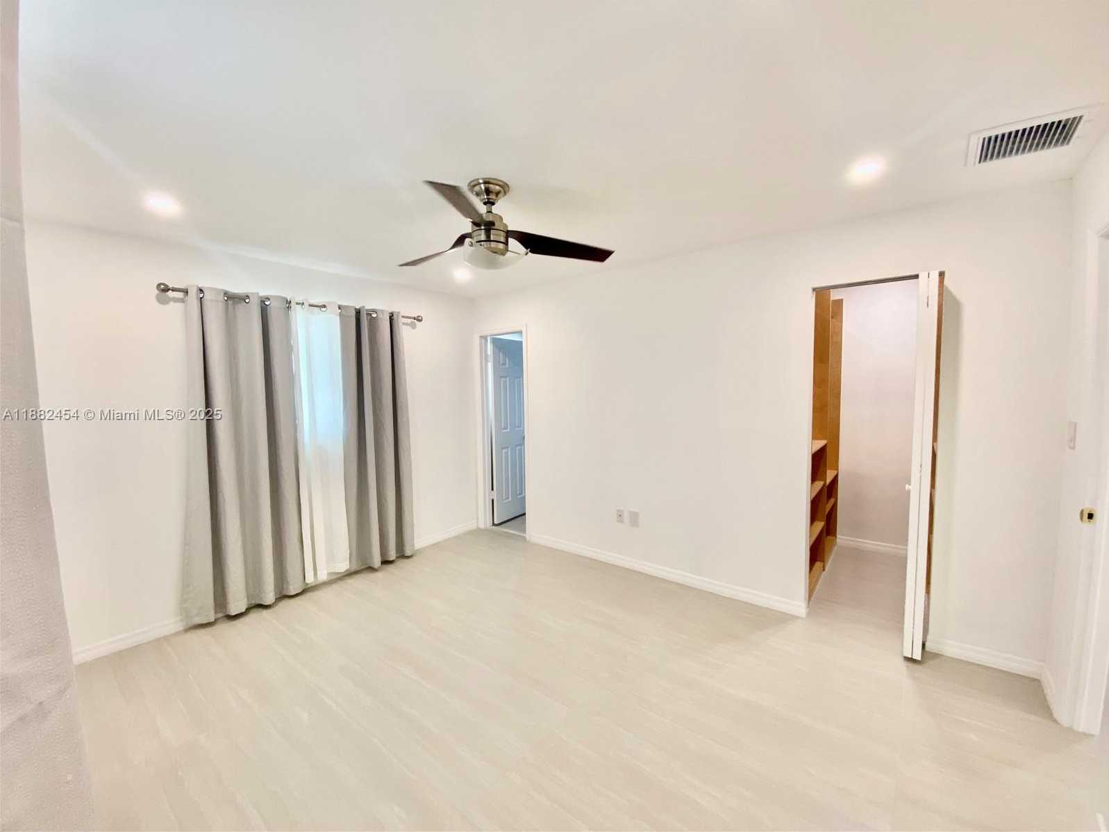 Small Image of 3024 NORTH 73RD TER, Hollywood Number 21