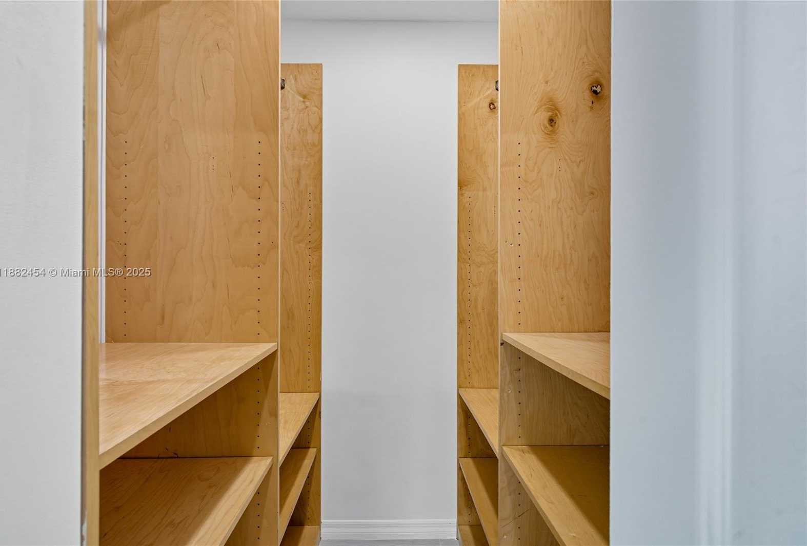 Small Image of 3024 NORTH 73RD TER, Hollywood Number 22