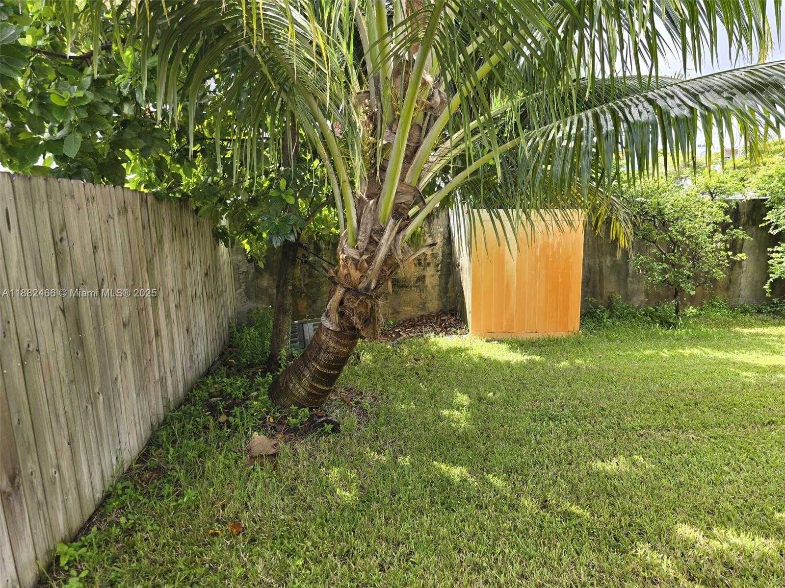 Small Image of 8102 SOUTH WEST 20TH ST, North Lauderdale Number 10