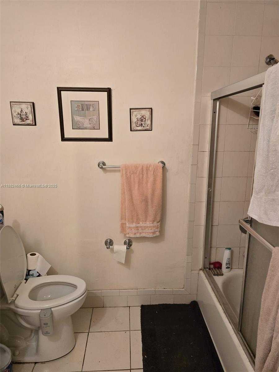 Small Image of 8102 SOUTH WEST 20TH ST, North Lauderdale Number 11