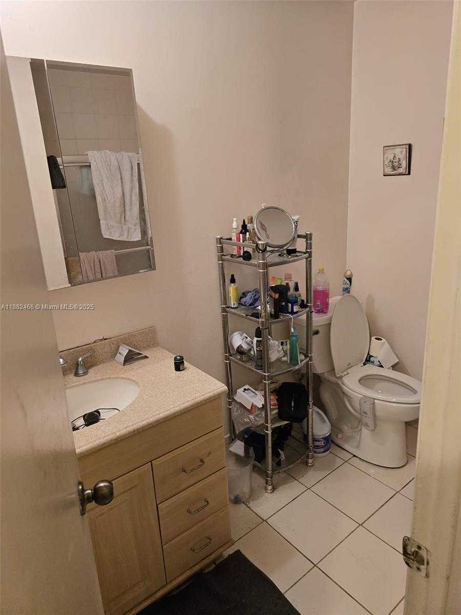 Small Image of 8102 SOUTH WEST 20TH ST, North Lauderdale Number 12