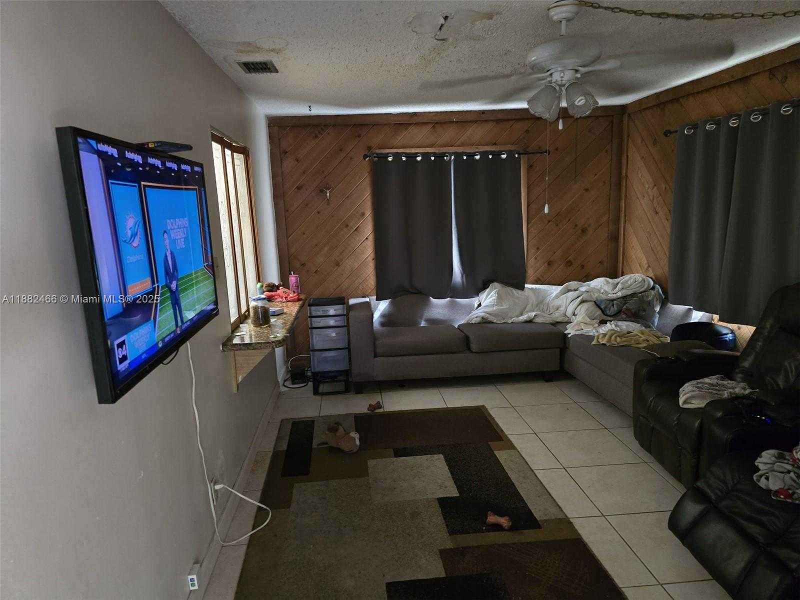 Small Image of 8102 SOUTH WEST 20TH ST, North Lauderdale Number 17