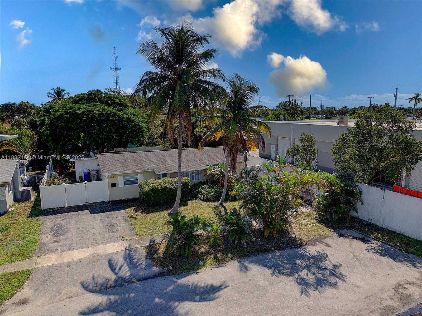 Small Image of 1620 NORTH WEST 2ND AVE, Pompano Beach Number 23