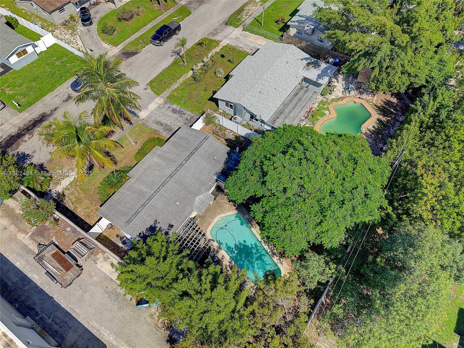 Small Image of 1620 NORTH WEST 2ND AVE, Pompano Beach Number 27