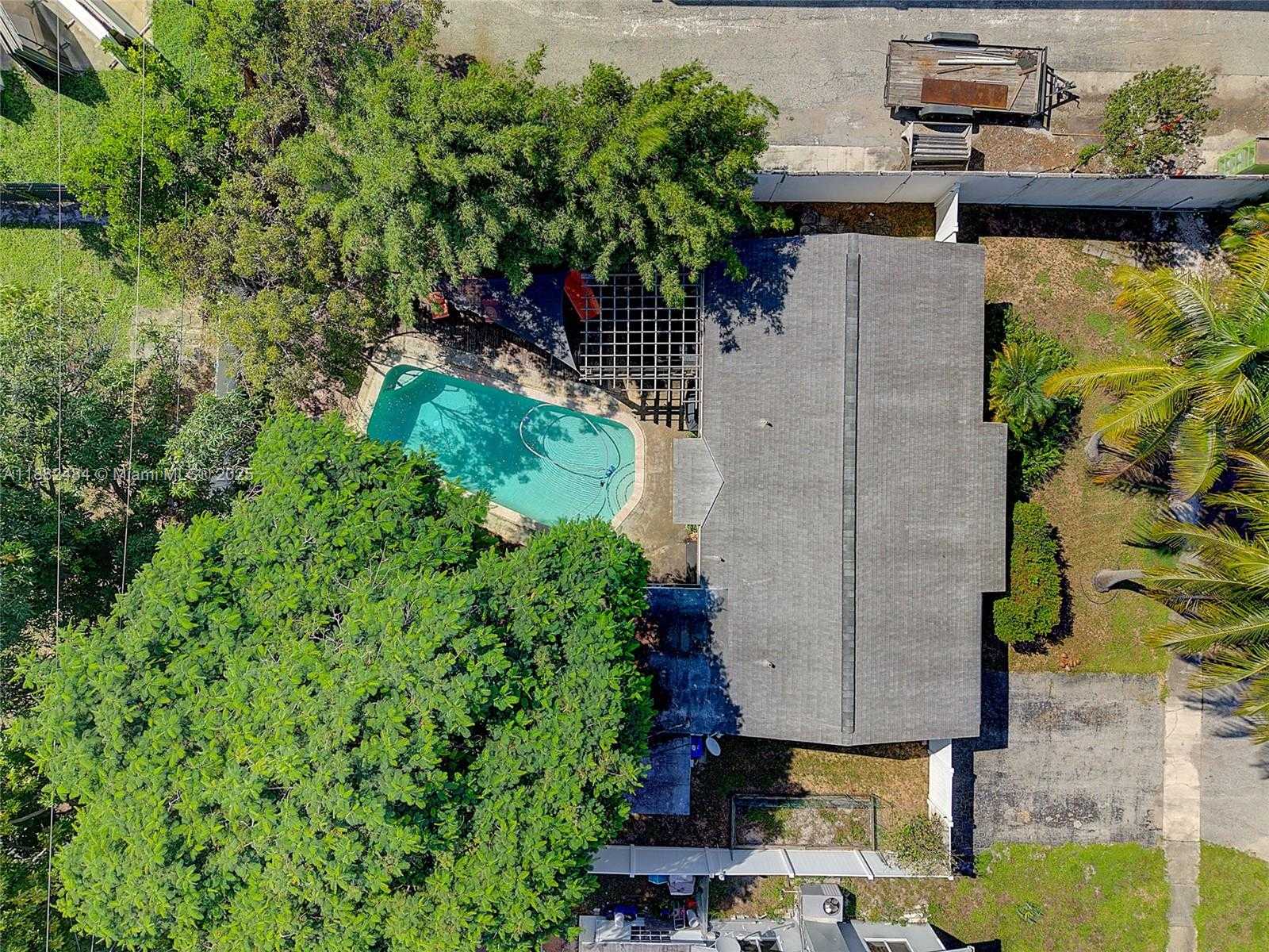 Small Image of 1620 NORTH WEST 2ND AVE, Pompano Beach Number 30