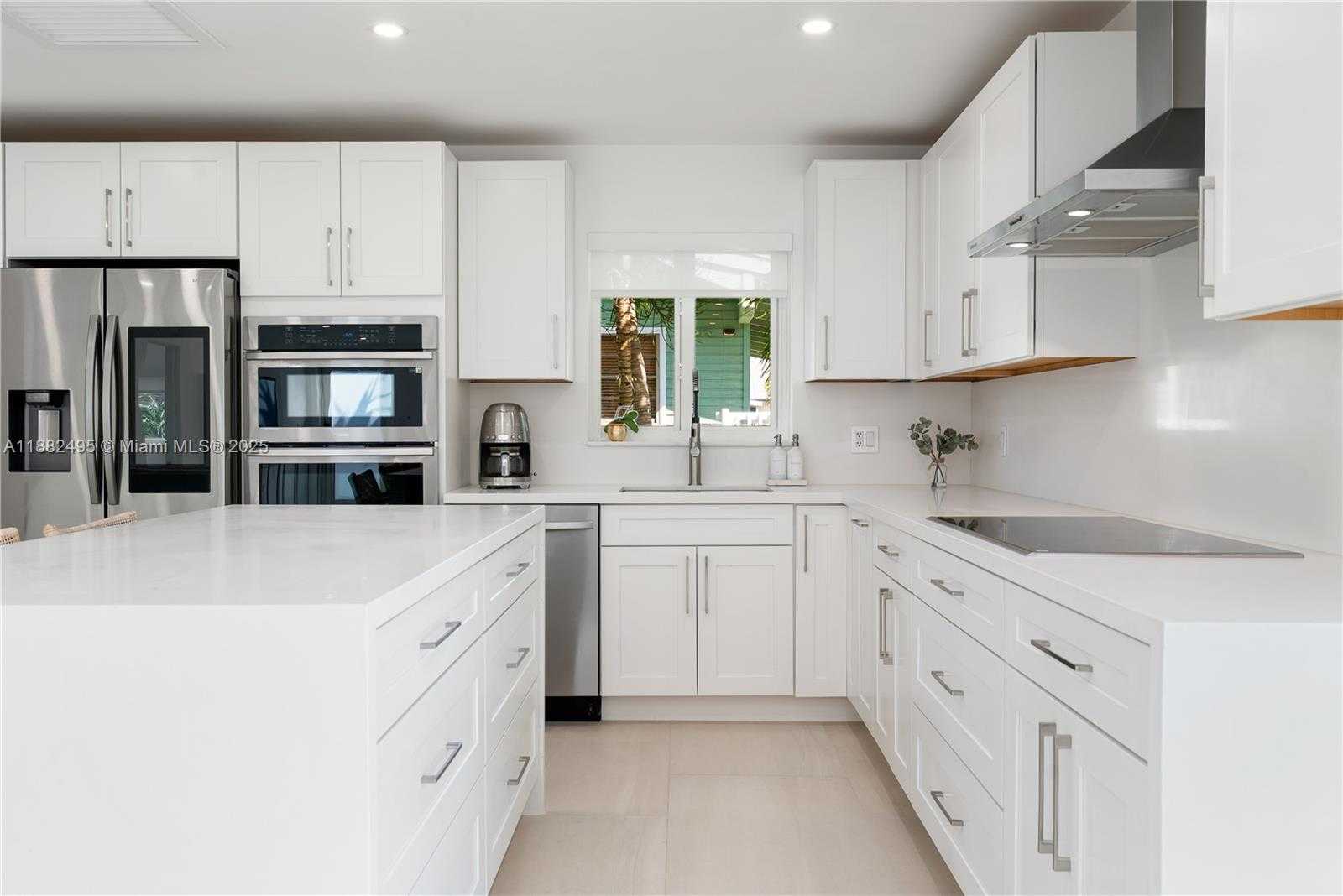 Small Image of 240 MOHAWK ST, Islamorada Number 10