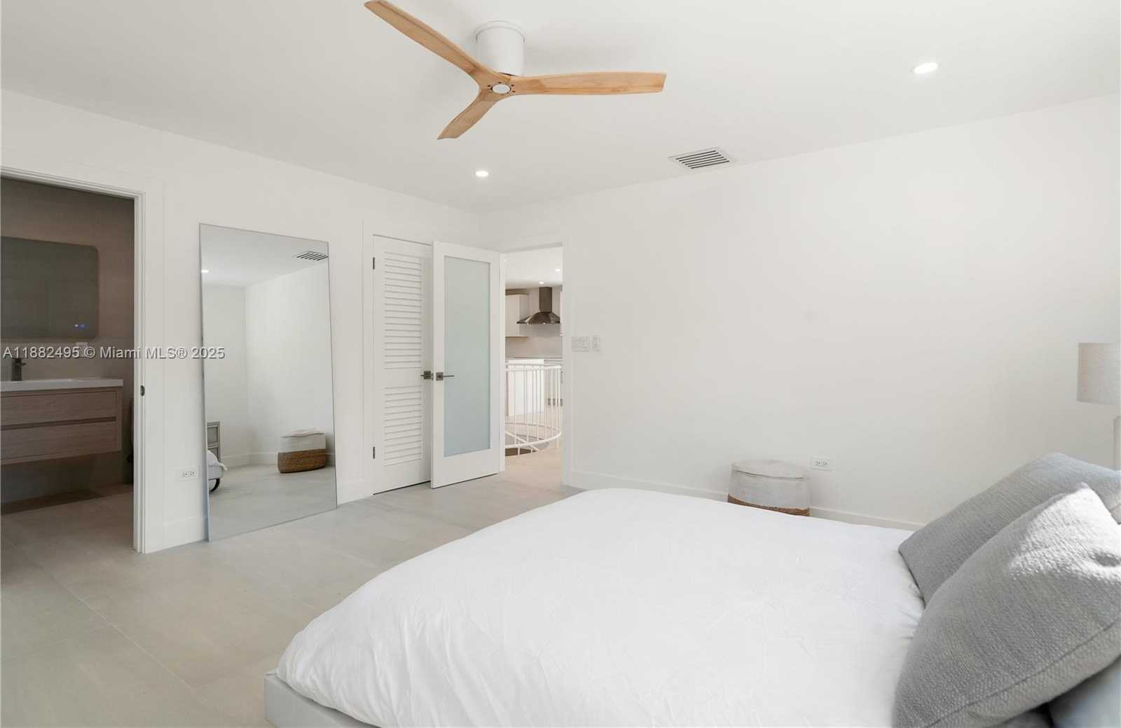 Small Image of 240 MOHAWK ST, Islamorada Number 17