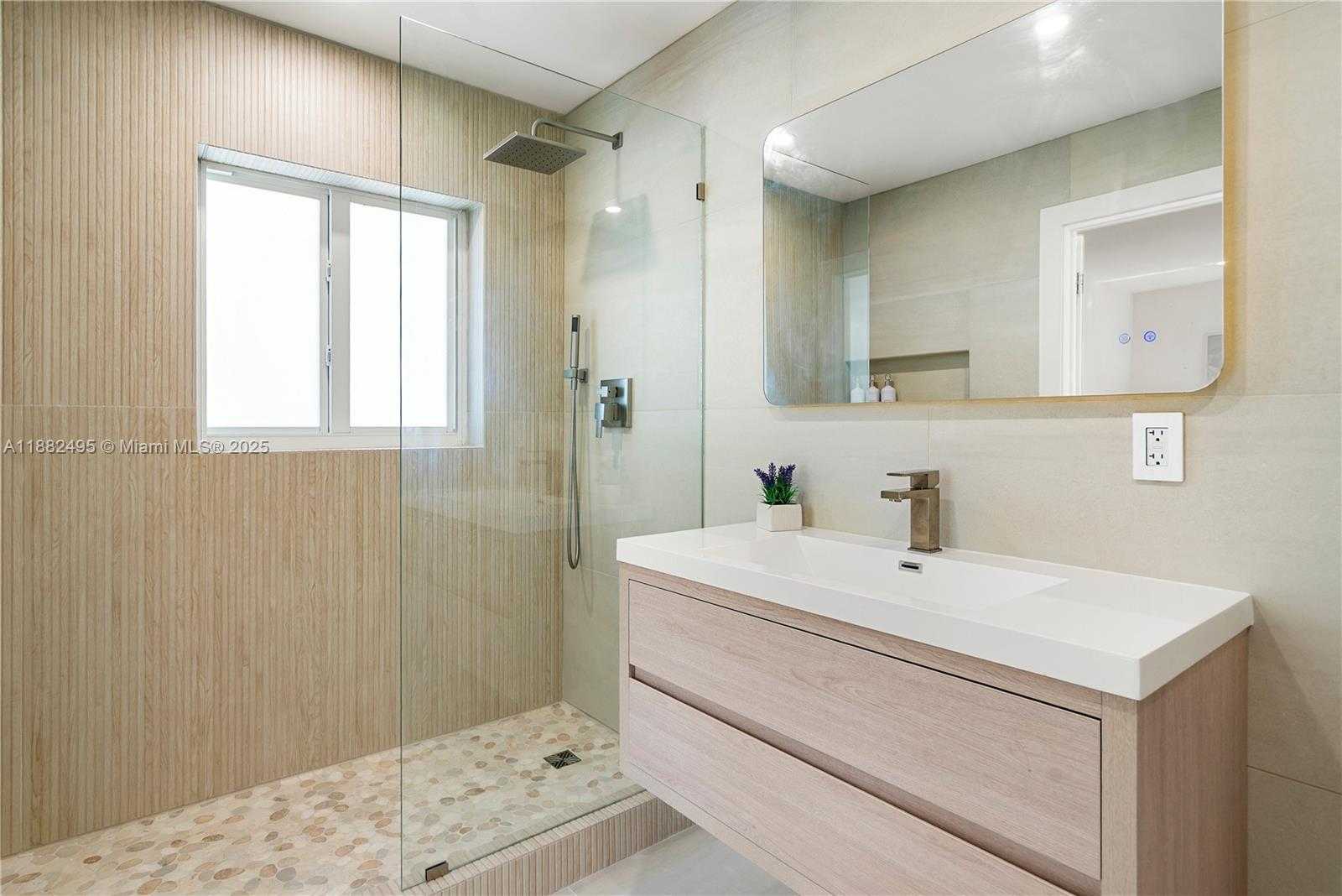 Small Image of 240 MOHAWK ST, Islamorada Number 21