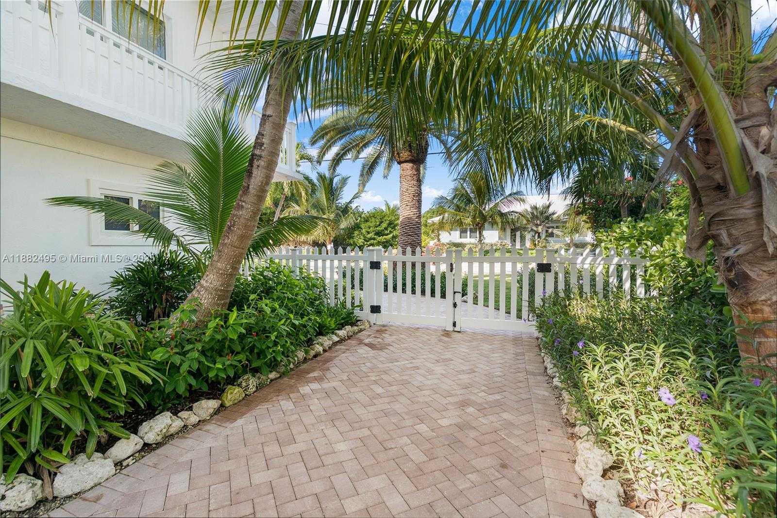 Small Image of 240 MOHAWK ST, Islamorada Number 30