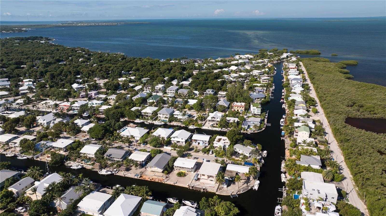 Small Image of 240 MOHAWK ST, Islamorada Number 44