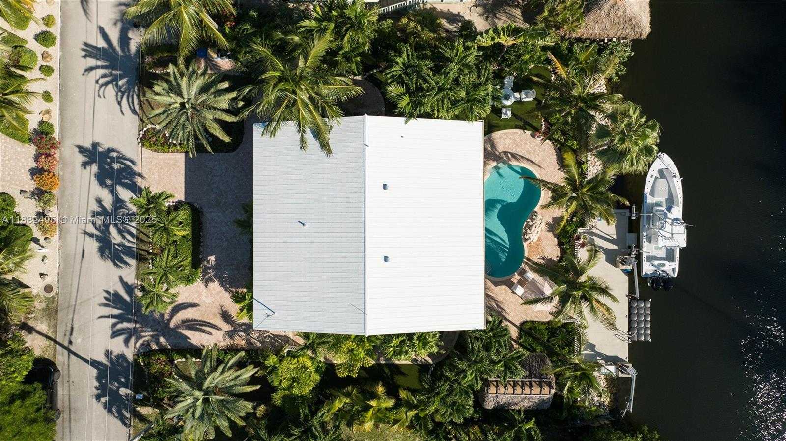 Small Image of 240 MOHAWK ST, Islamorada Number 54