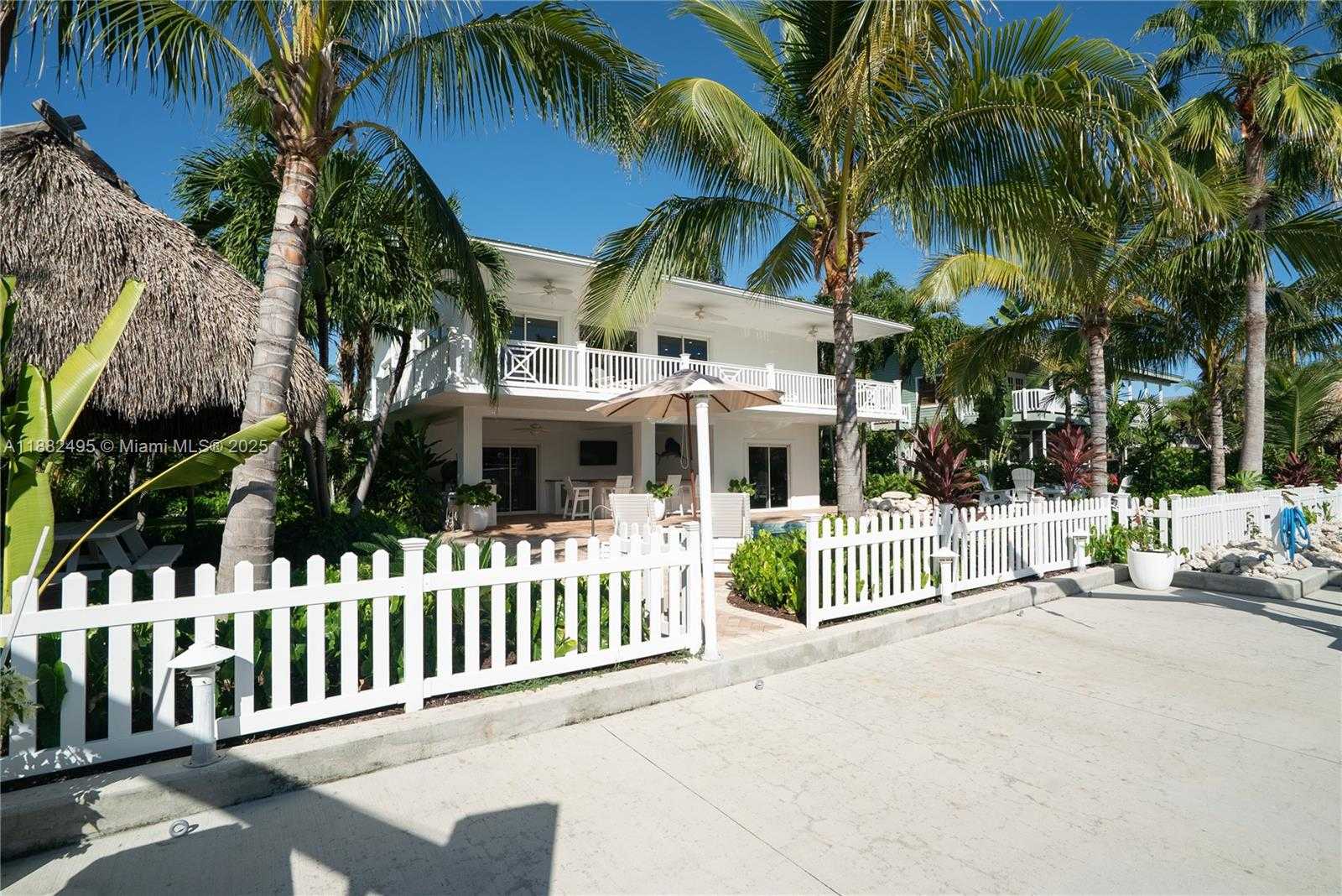 Small Image of 240 MOHAWK ST, Islamorada Number 56