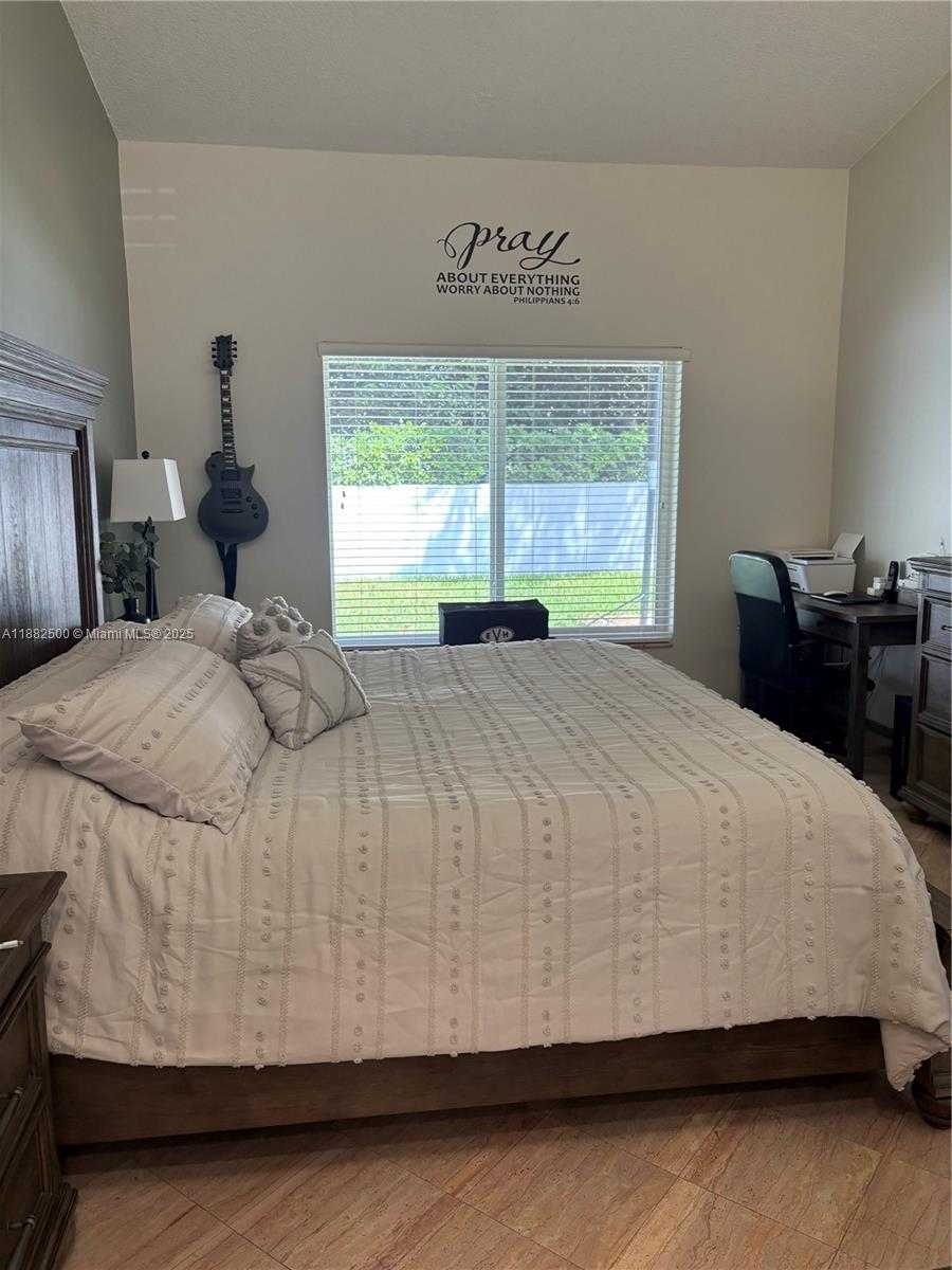 Small Image of 13221 SOUTH WEST 17TH CT, Miramar Number 13