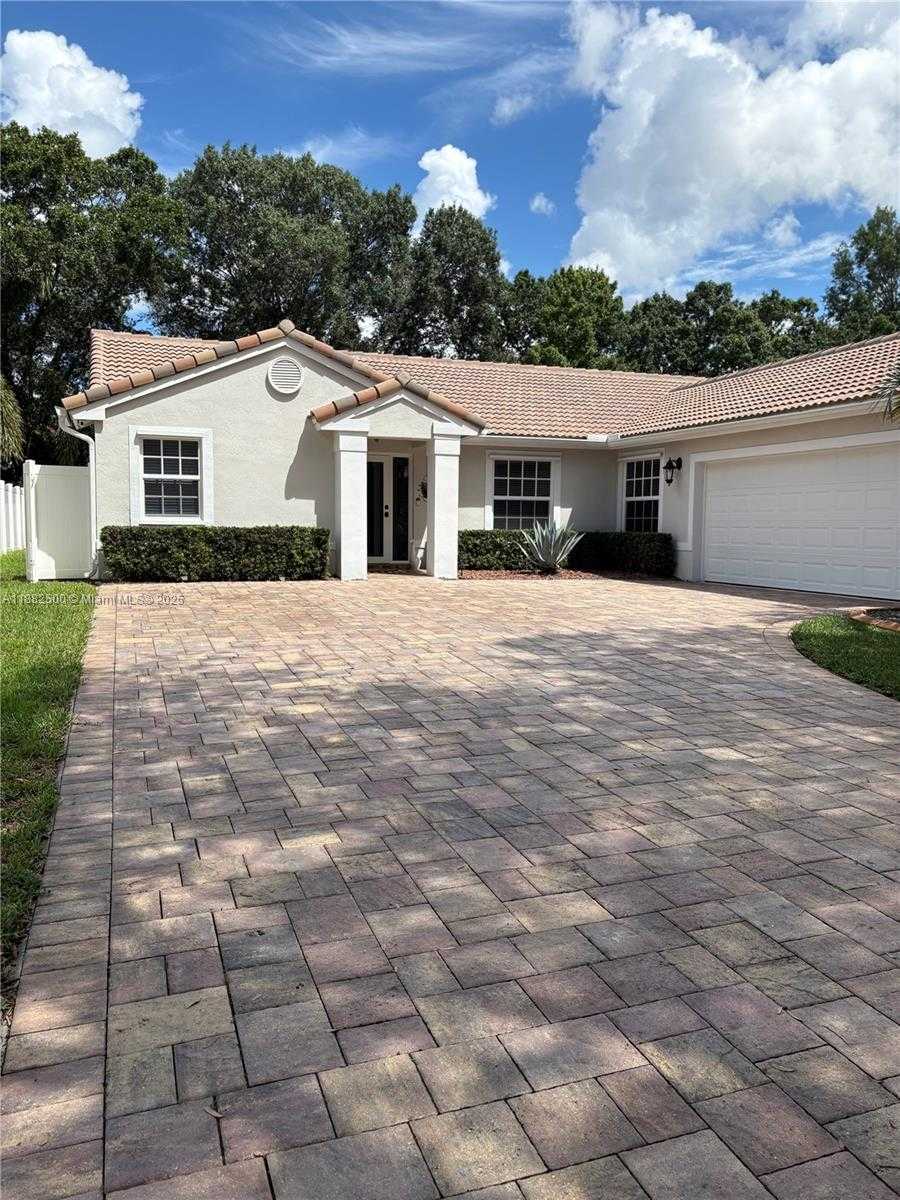 Small Image of 13221 SOUTH WEST 17TH CT, Miramar Number 4