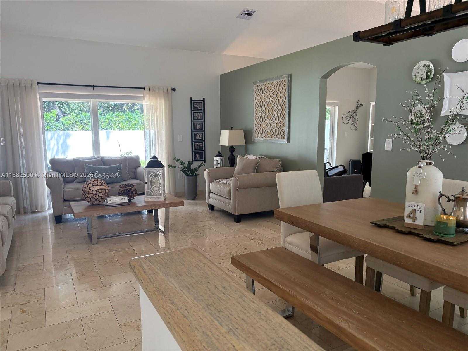 Small Image of 13221 SOUTH WEST 17TH CT, Miramar Number 9