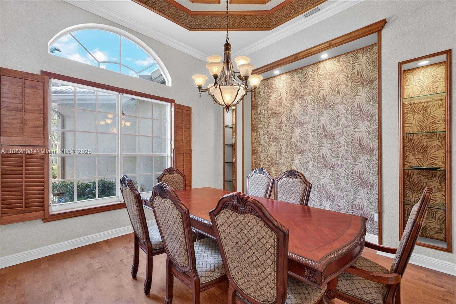 Small Image of 3792 CHURCHILL DOWNS DR, Davie Number 11