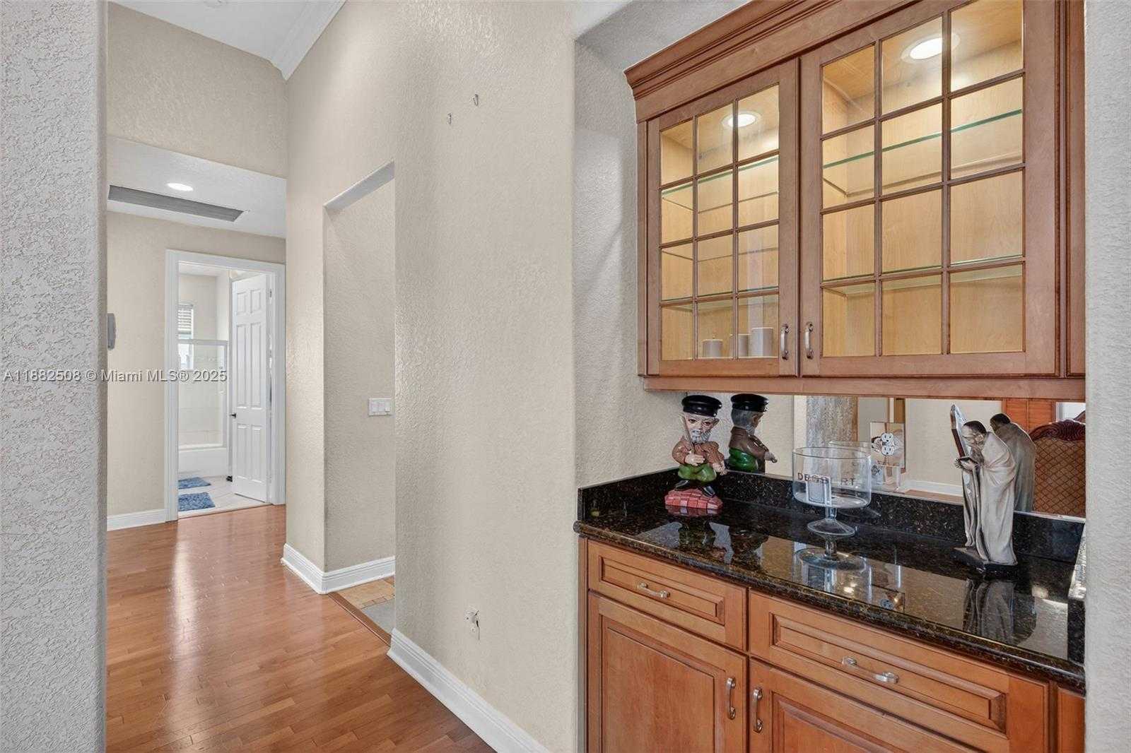 Small Image of 3792 CHURCHILL DOWNS DR, Davie Number 51