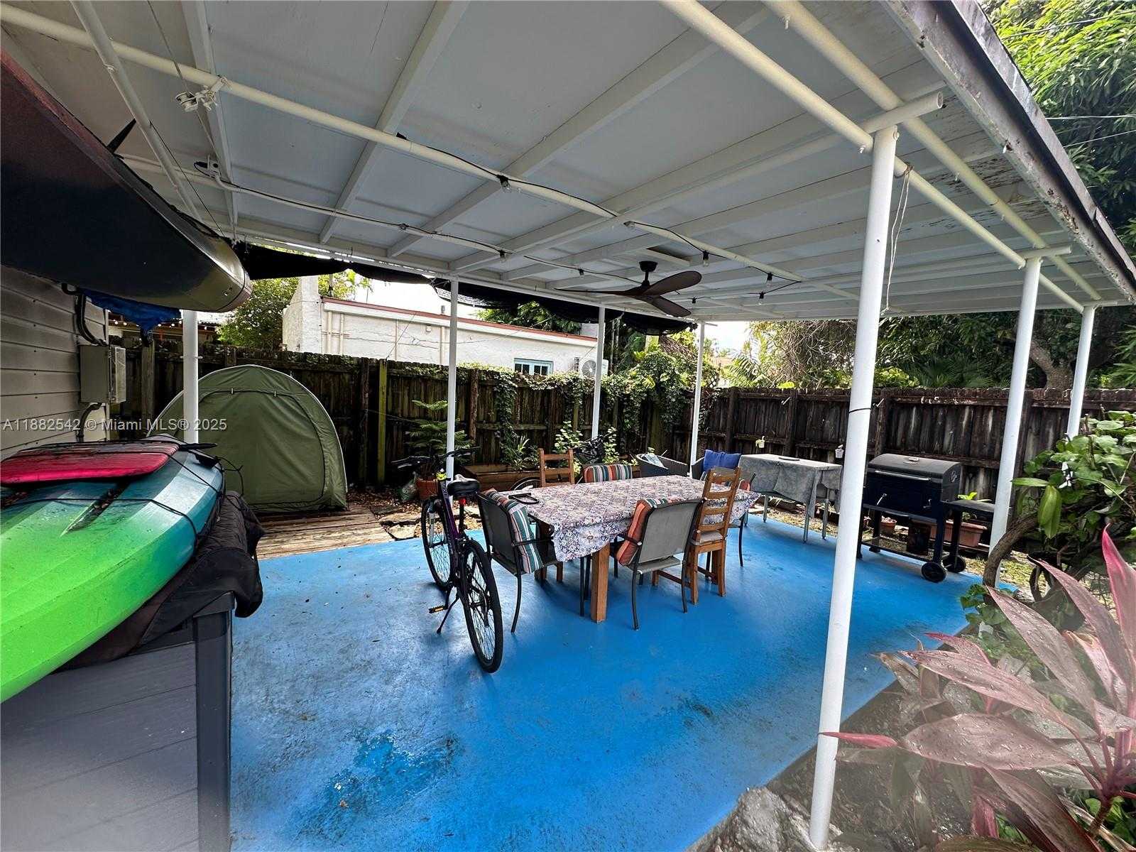 Small Image of 2270 SOUTH WEST 24TH ST, Miami Number 24