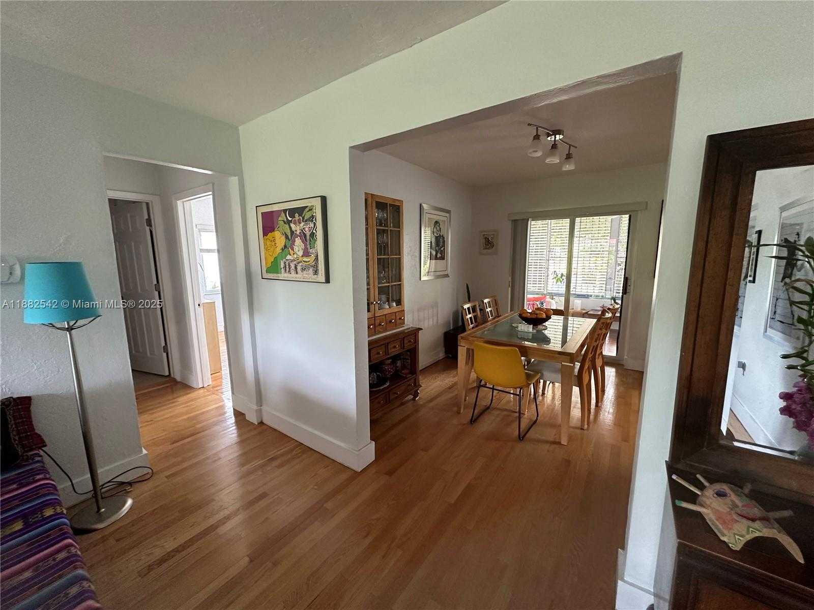 Small Image of 2270 SOUTH WEST 24TH ST, Miami Number 8
