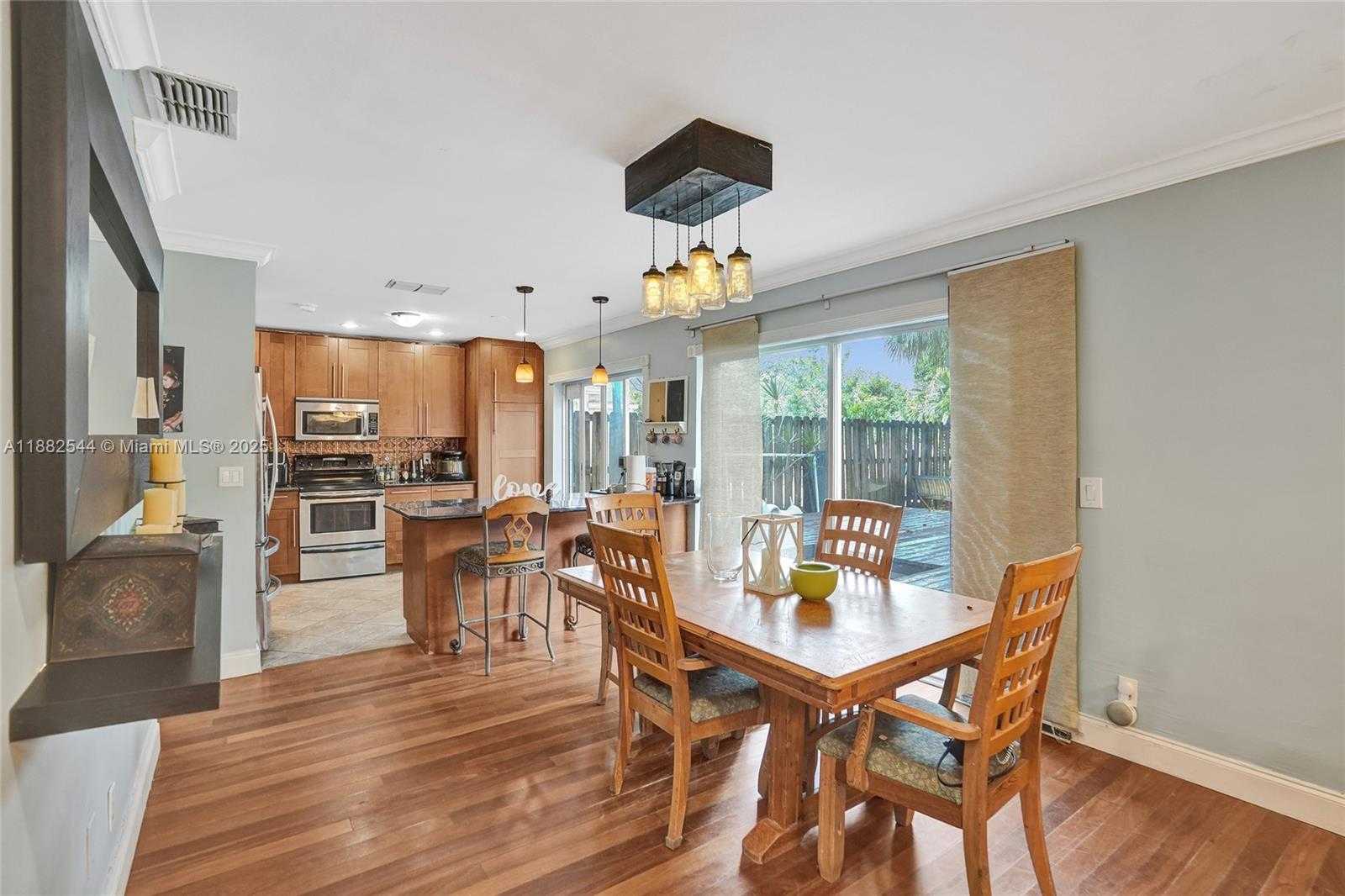Small Image of 7859 NW 50TH ST, Lauderhill Number 11
