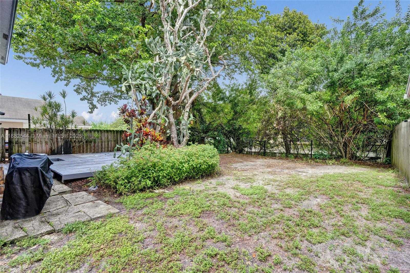Small Image of 7859 NW 50TH ST, Lauderhill Number 33