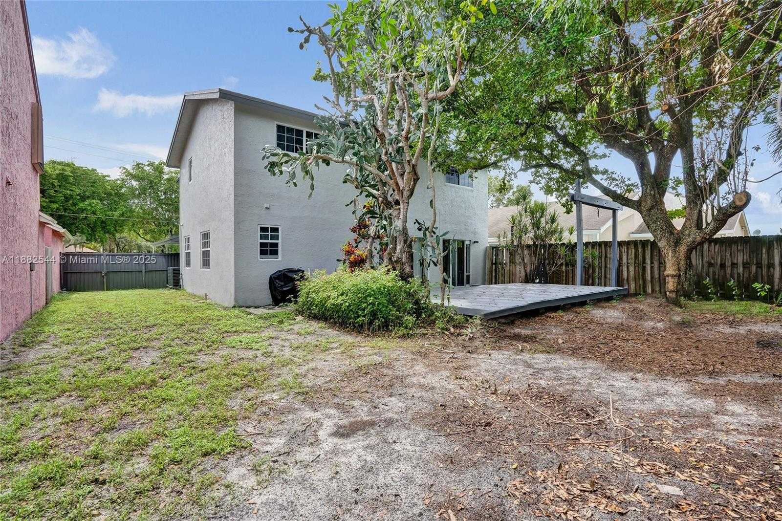 Small Image of 7859 NW 50TH ST, Lauderhill Number 34