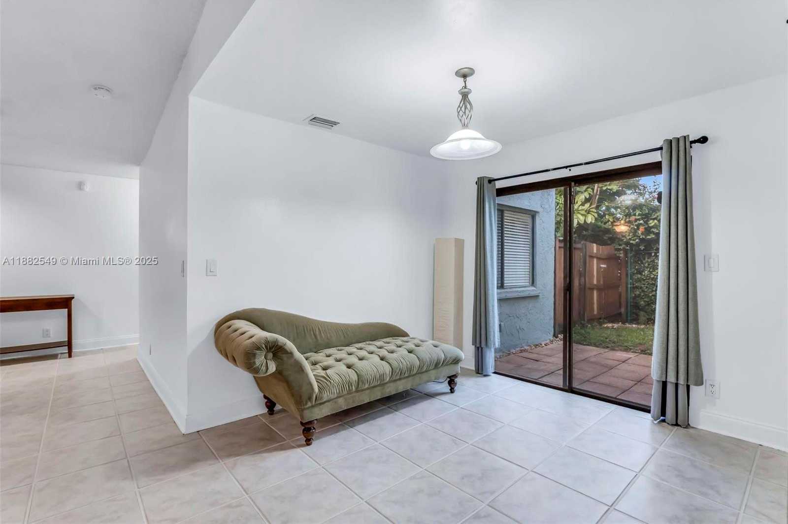 Small Image of 990 NORTH WEST 89TH AVE, Plantation Number 15