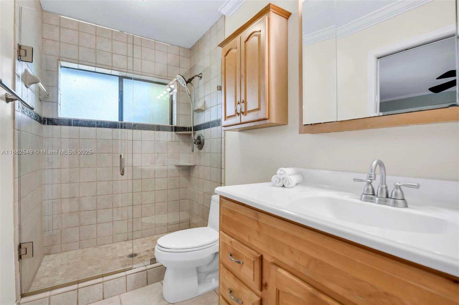 Small Image of 990 NORTH WEST 89TH AVE, Plantation Number 21