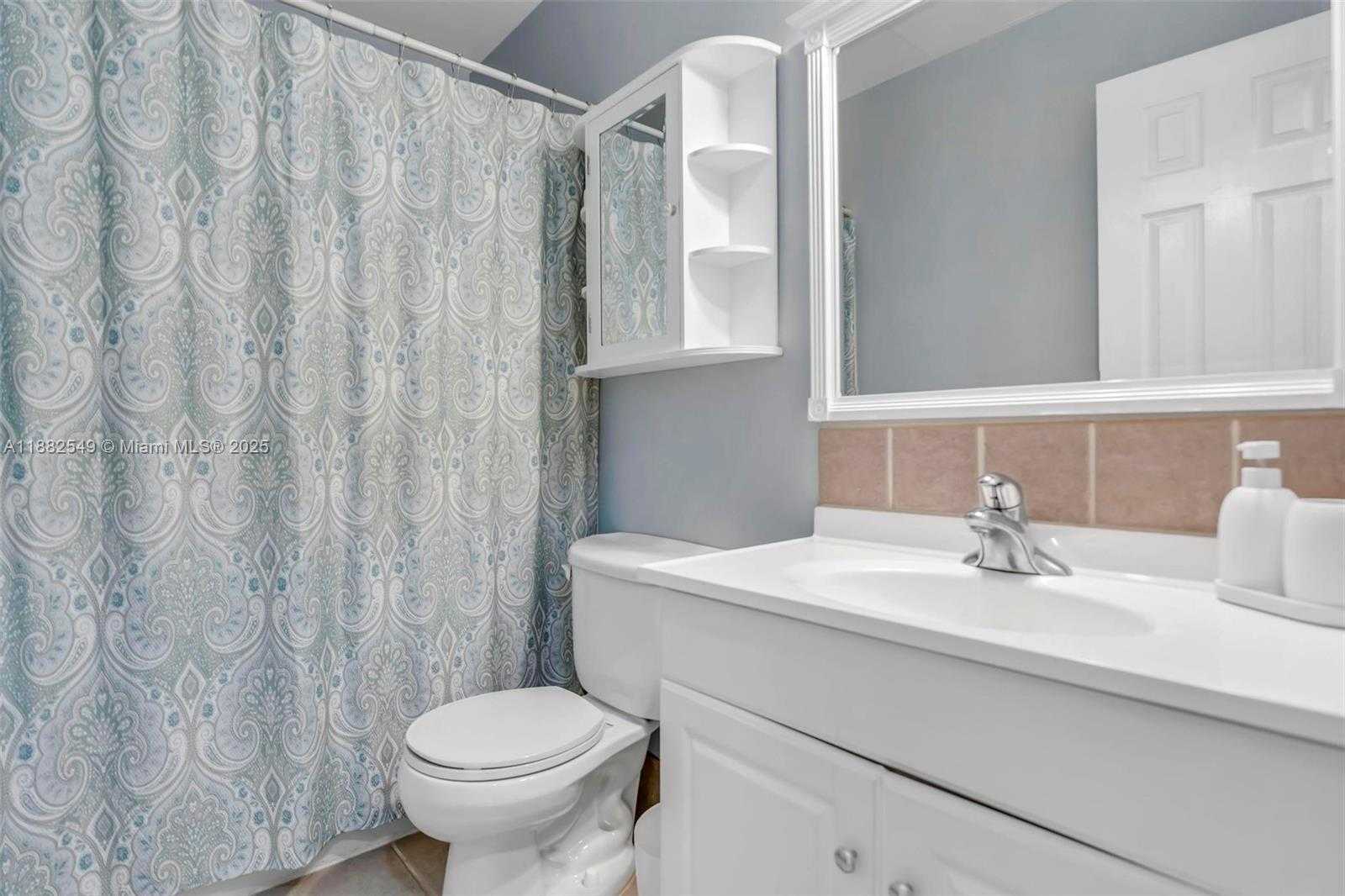 Small Image of 990 NORTH WEST 89TH AVE, Plantation Number 25