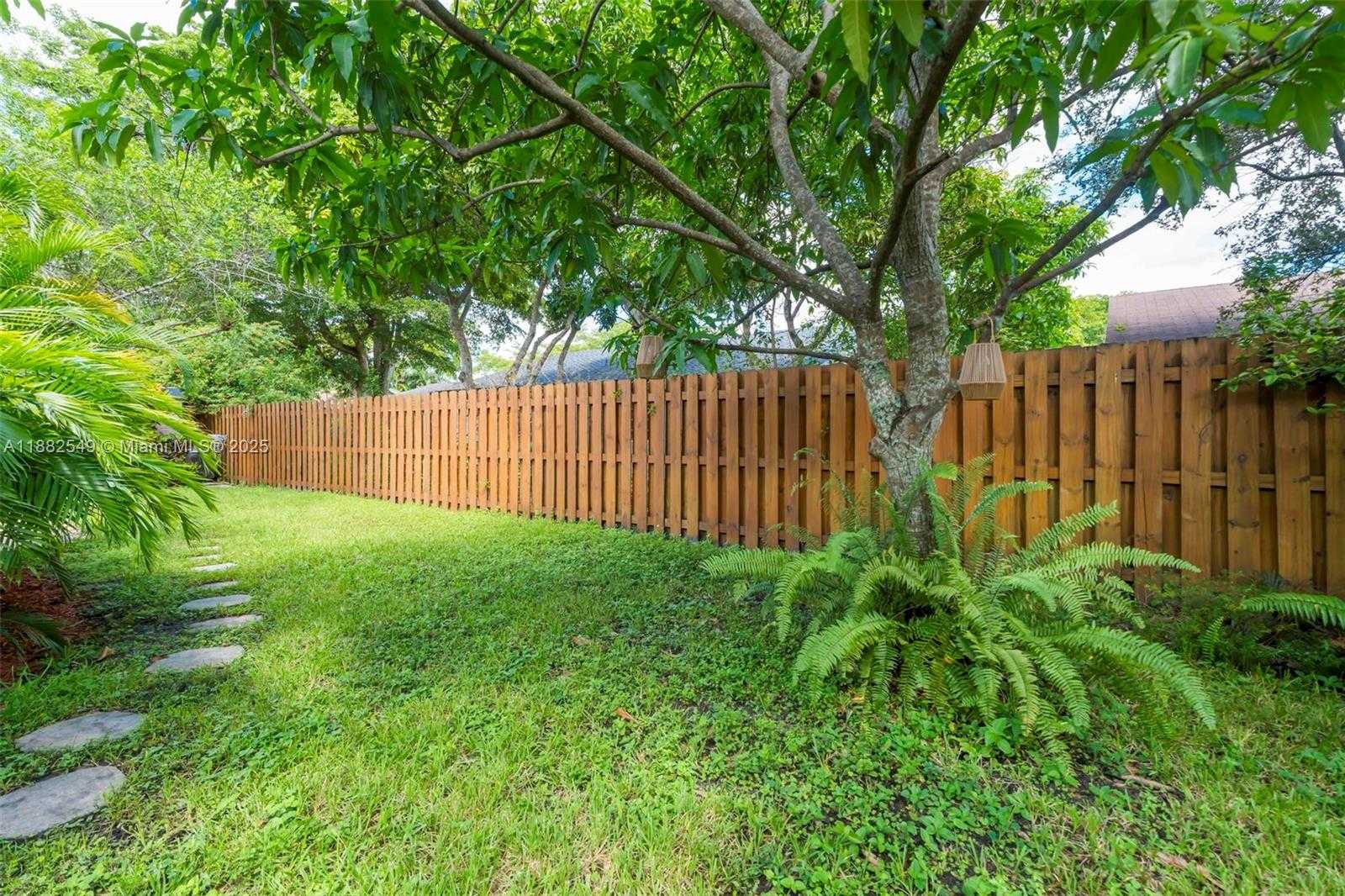 Small Image of 990 NORTH WEST 89TH AVE, Plantation Number 31