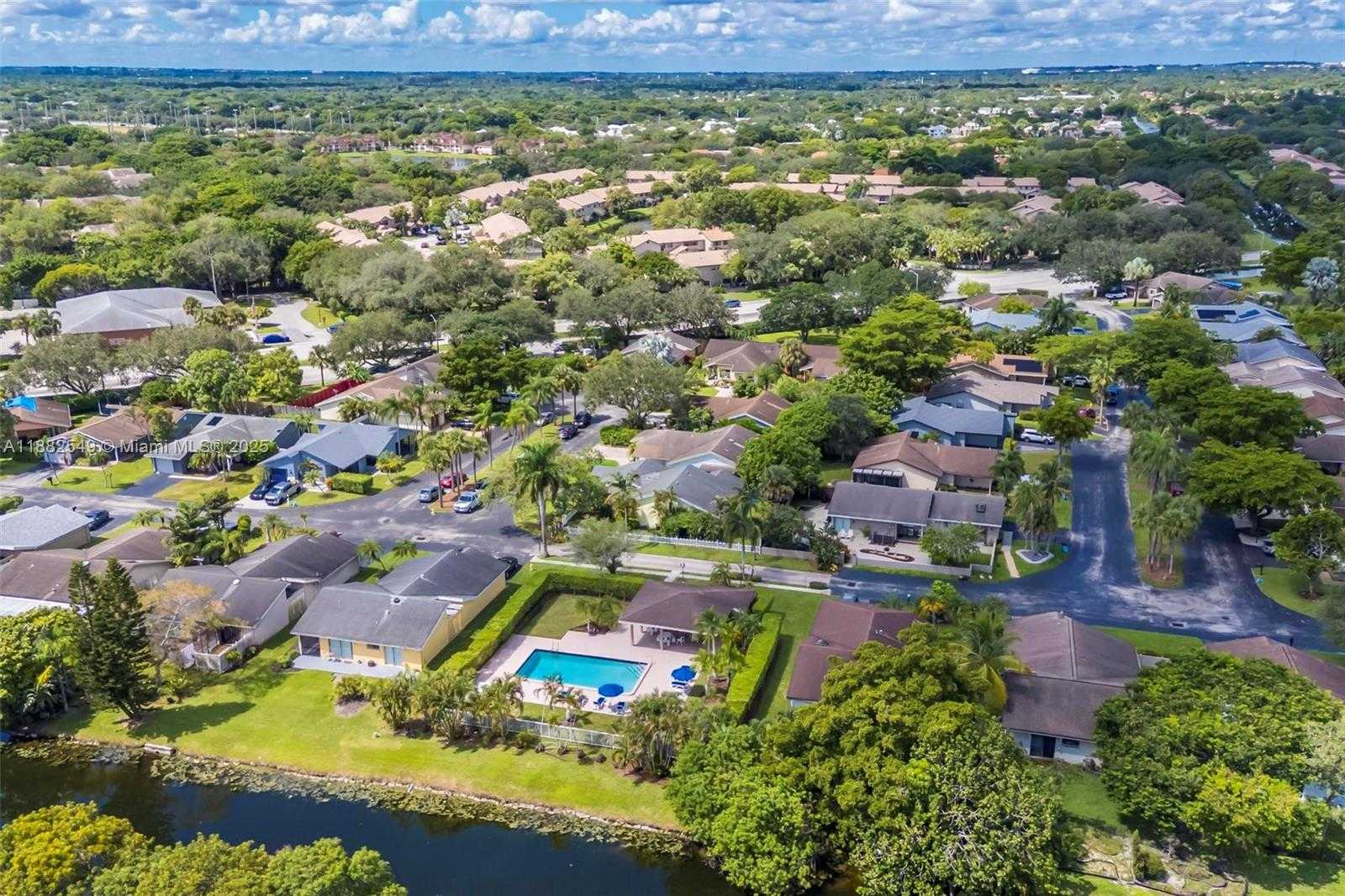 Small Image of 990 NORTH WEST 89TH AVE, Plantation Number 39