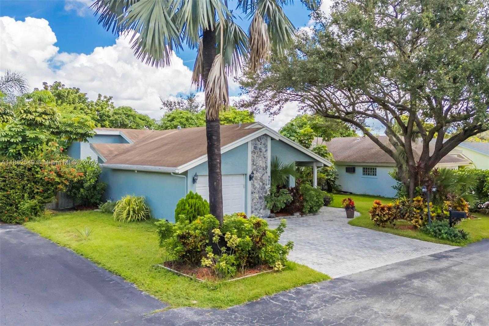Small Image of 990 NORTH WEST 89TH AVE, Plantation Number 4