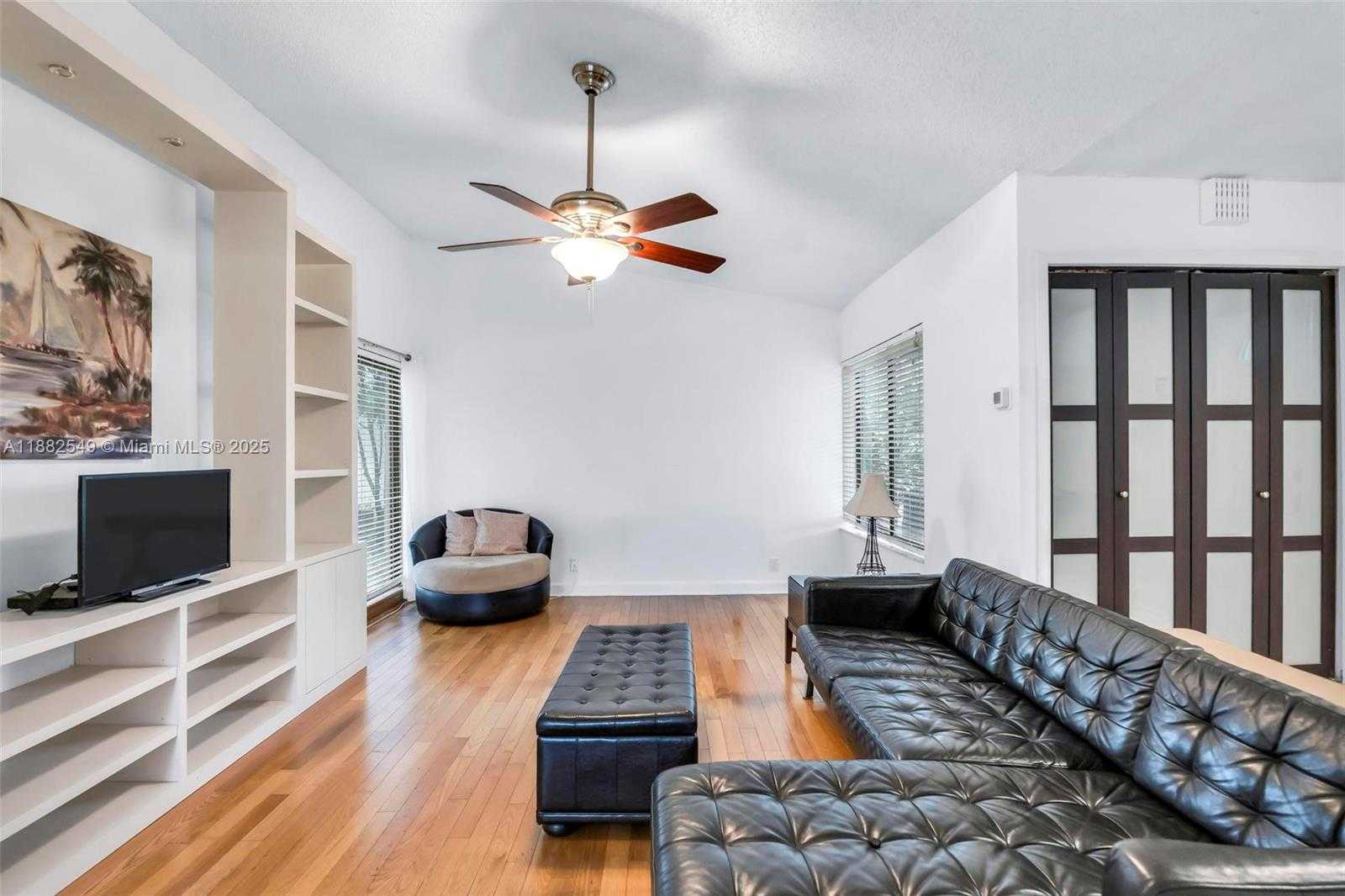 Small Image of 990 NORTH WEST 89TH AVE, Plantation Number 6