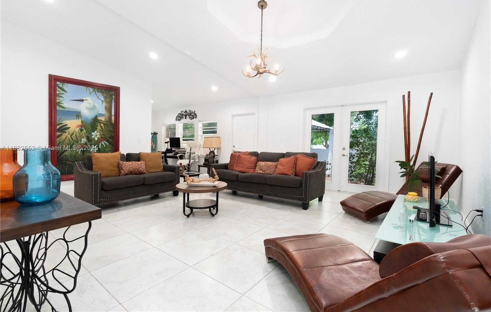 Small Image of 10013 SOUTH WEST 218TH ST, Cutler Bay Number 11